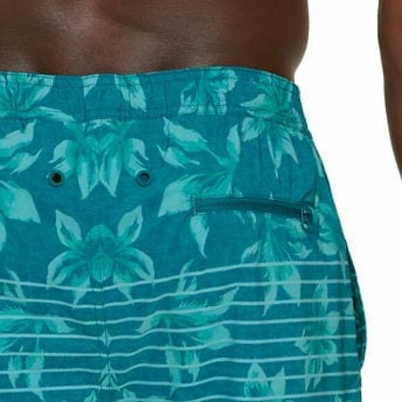 Kirkland Signature Men’s Swim Short - Picture 4 of 5